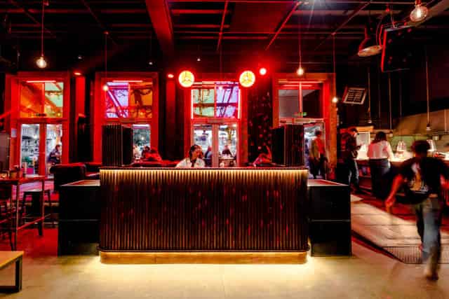 90 Bar & Kitchen