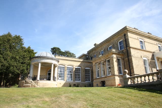 Ponsbourne Park Hotel