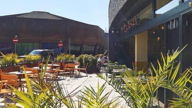 Las Iguanas Newport