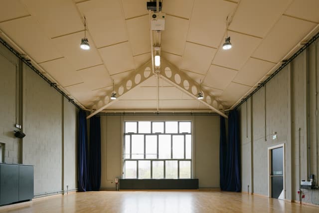 Contact Theatre