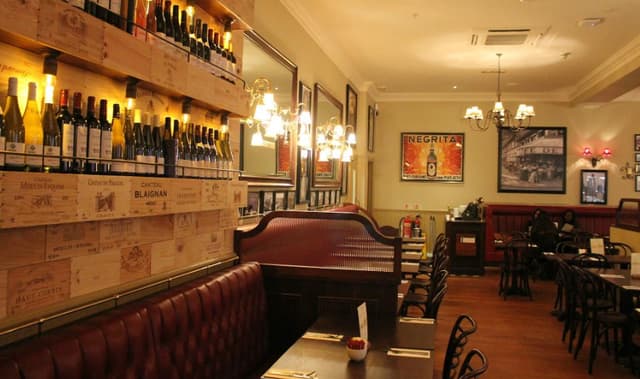 Café Rouge Bluewater