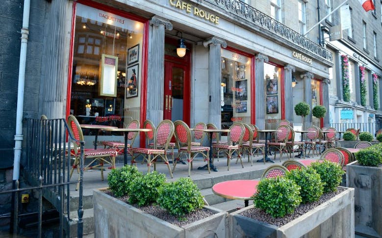 Café Rouge Edinburgh outdoor seating, ideal for casual meetings and networking events.