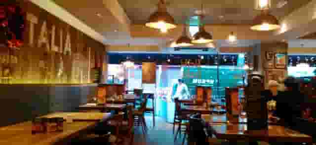 Bella Italia London - Queensway 55