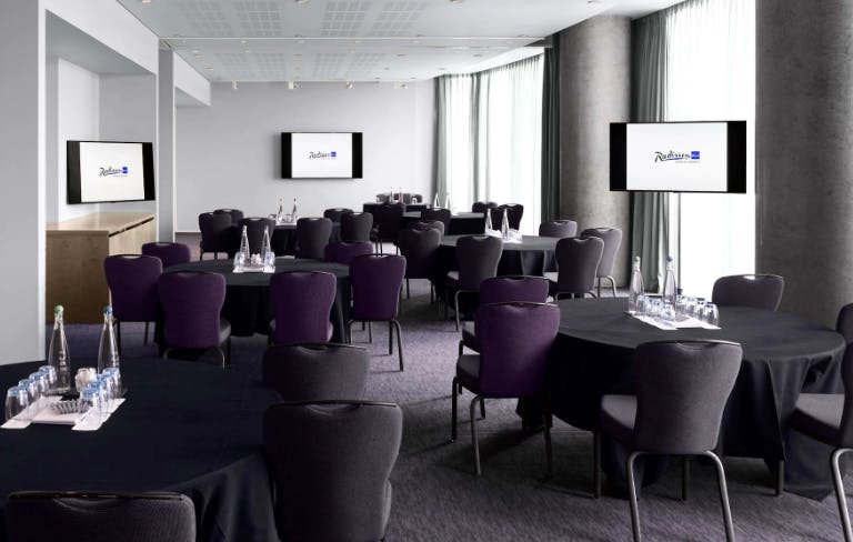 Radisson Blu Hotel Birmingham - image