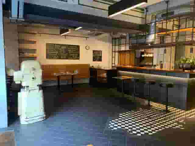 Andersons, Hoxton
