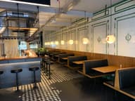 Cocktail Bars 