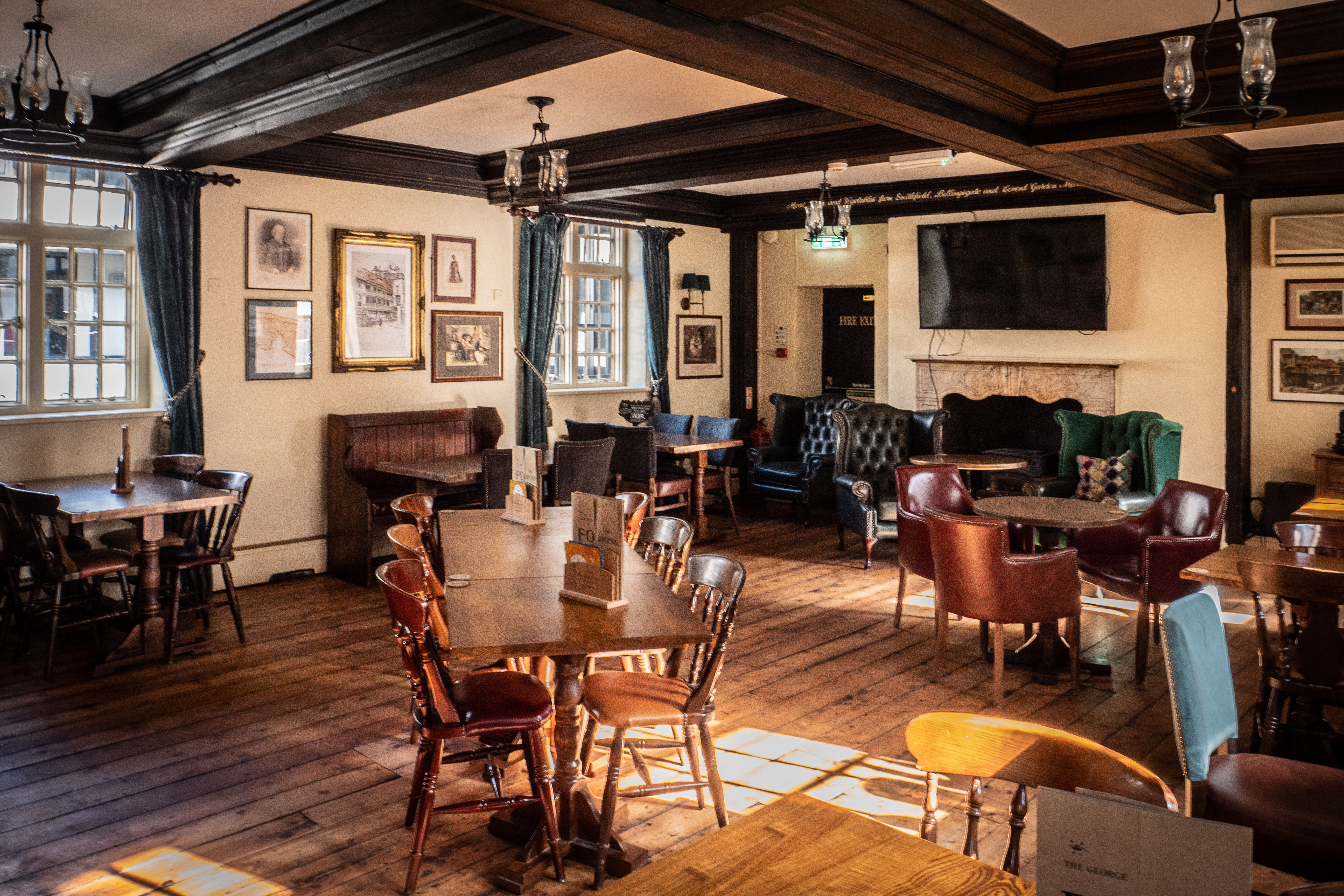 Charming venue at Greene King - The George Inn, ideal for intimate gatherings and meetings. - Banner