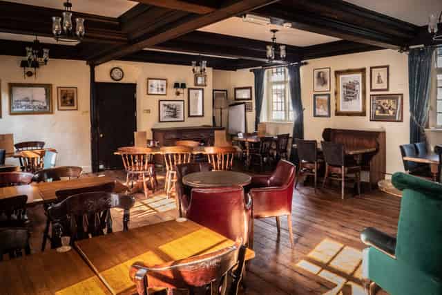 Greene King - The George Inn