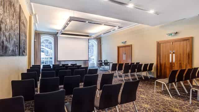 Apex Waterloo Place Hotel