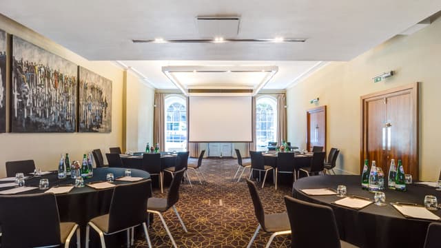 Apex Waterloo Place Hotel
