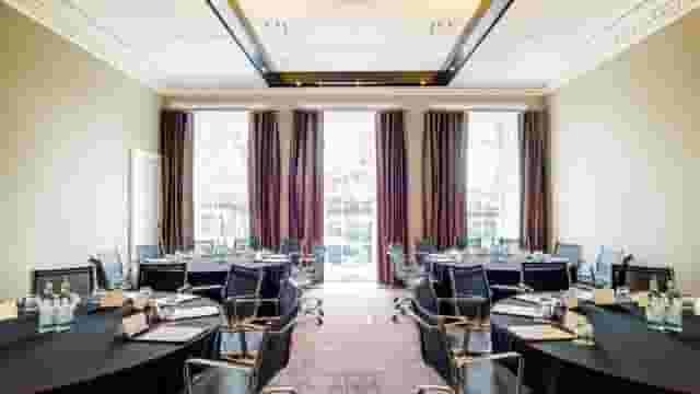 Apex Waterloo Place Hotel