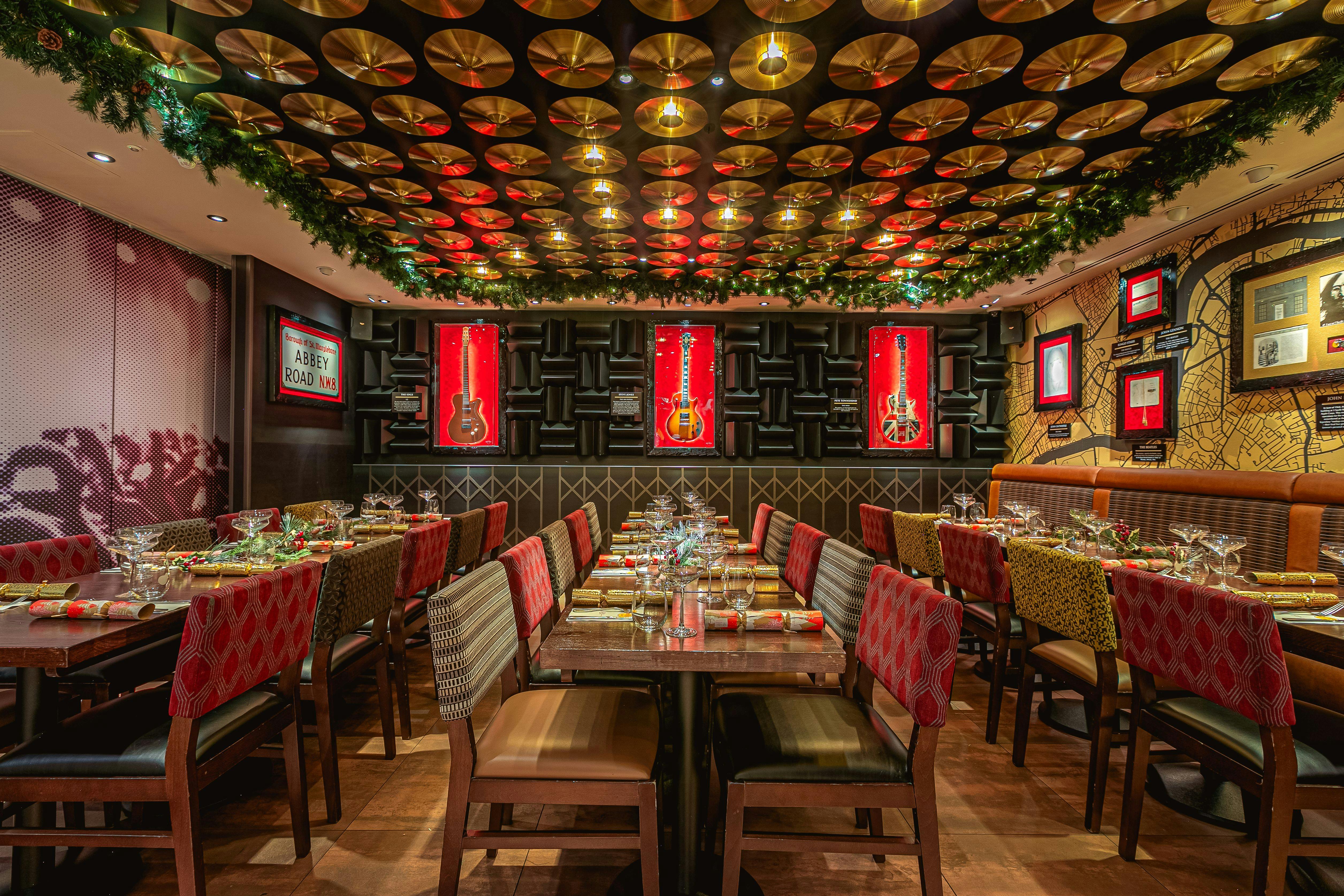 Legends Room at Hard Rock Cafe: vibrant decor for corporate events and intimate gatherings.