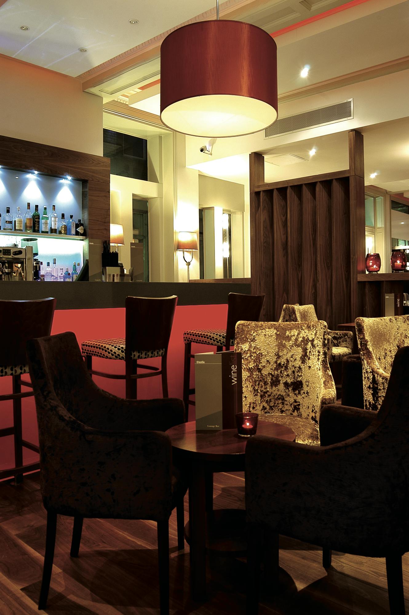 Stylish lounge area in Thistle Bloomsbury Park for networking events and meetings.