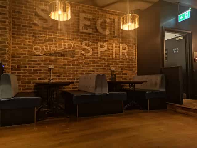 Gin Bar