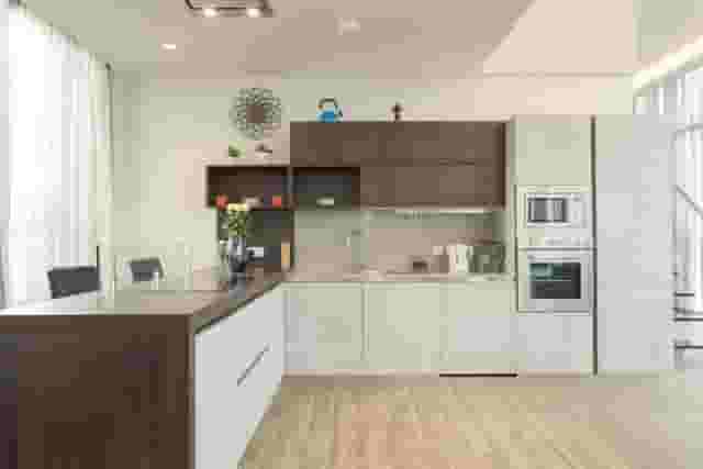 1647sqft penthouse apartment for filming/day event
