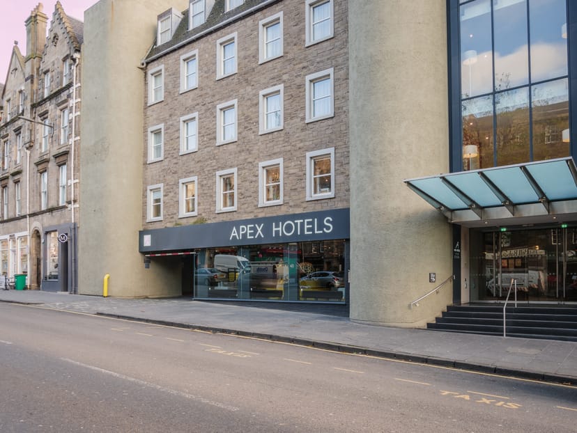 Agua Restaurant at Apex Hotel, modern venue for corporate events in Edinburgh.