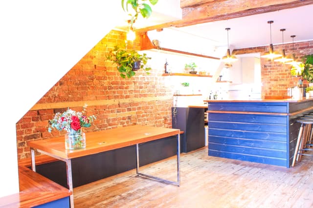 The Travel Cafe Holloway