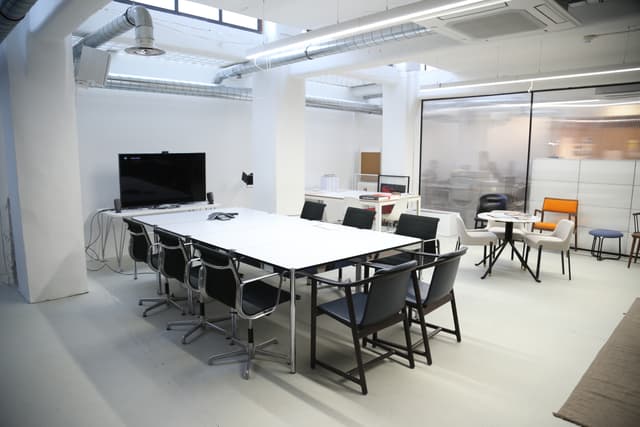 Contemporary Photography Studio