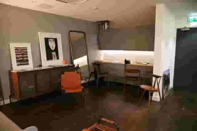 Contemporary Photography Studio