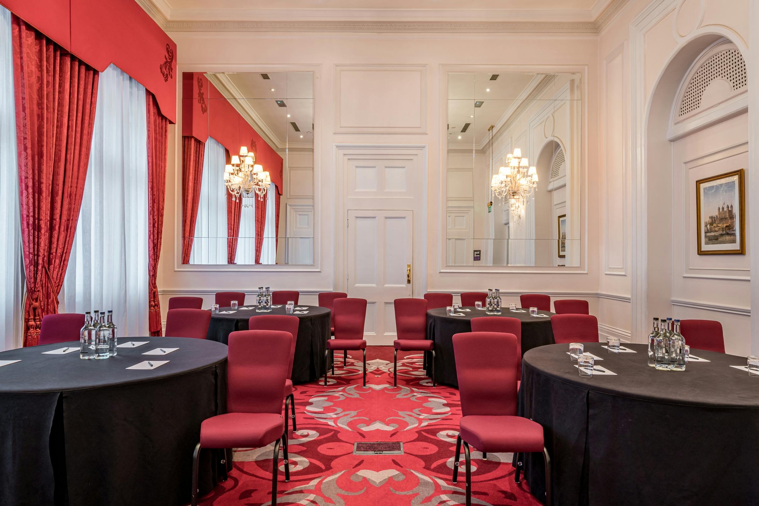 Elegant meeting room at Watergate, Clermont Charing Cross, perfect for workshops and gatherings.