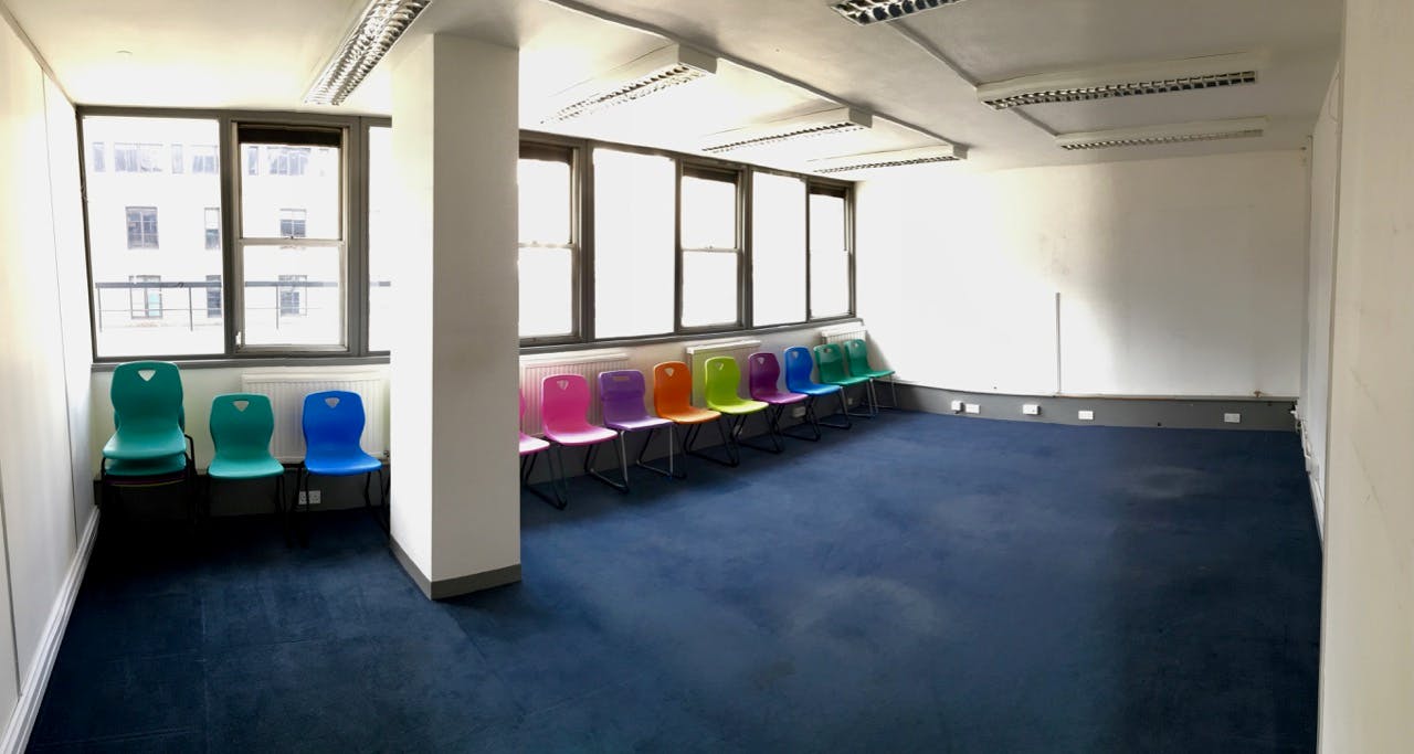 "Day Hire Studio in Leicester Square: colorful seating for creative workshops and meetings."