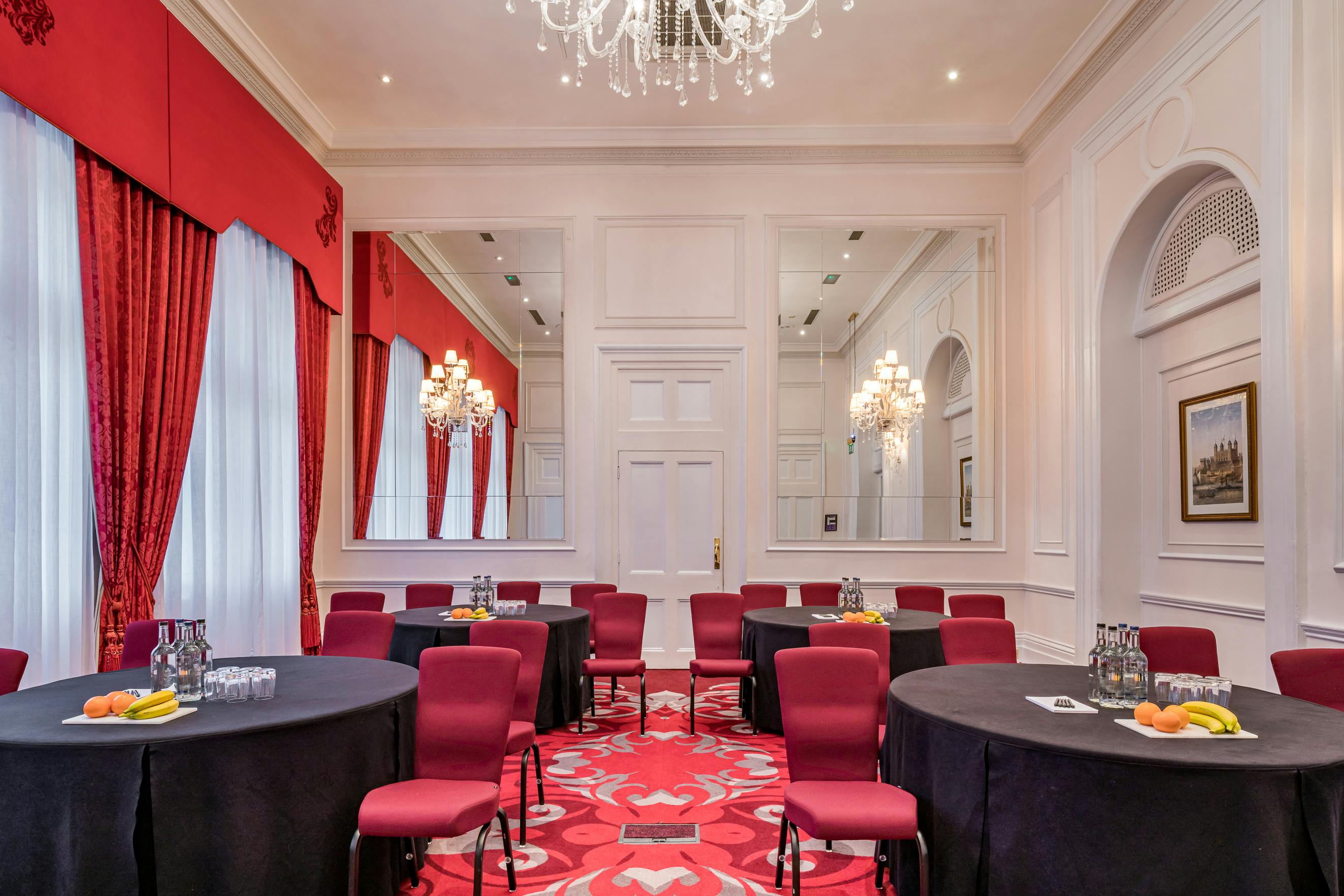 Elegant meeting room at Watergate, Clermont Charing Cross, perfect for professional events.