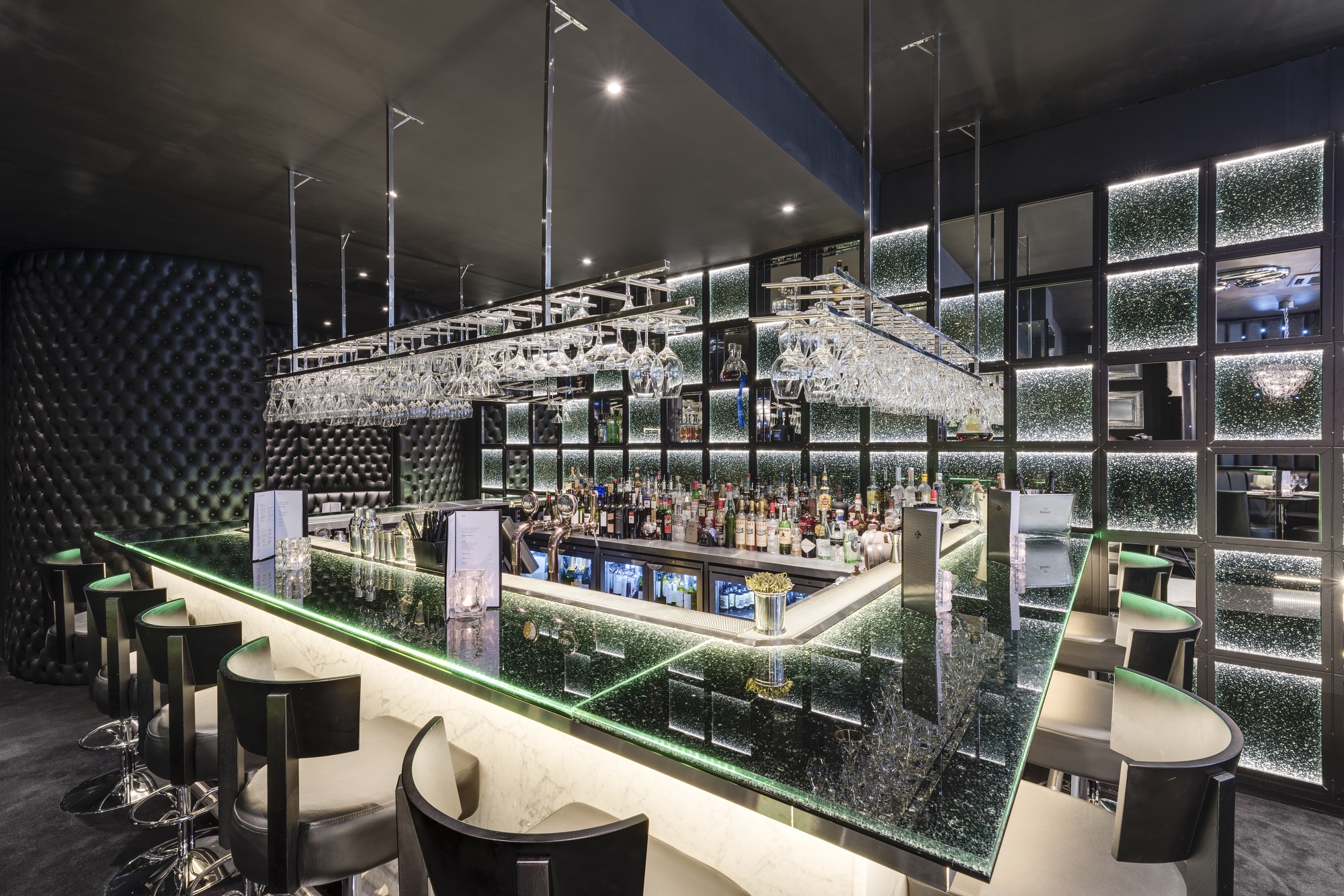 Bars - Banner
