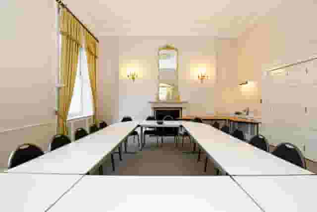 Roscoe Room