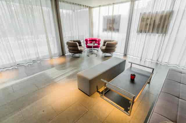 Modern lounge bar in Curzon Bloomsbury, ideal for networking events and meetings.