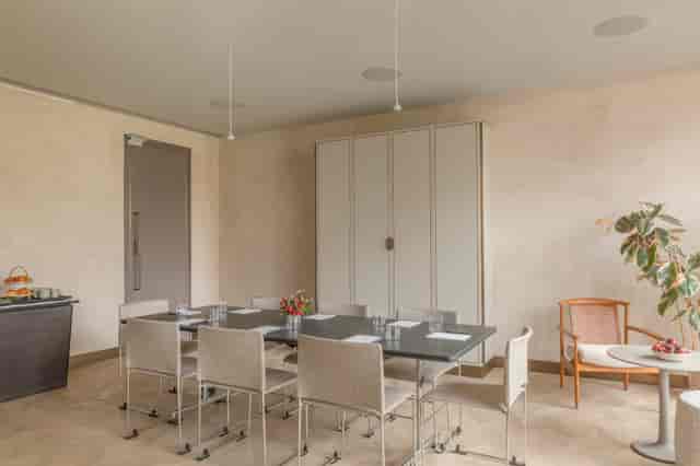 Modern meeting room at The Stratford, ideal for workshops with sleek table setup and natural light.