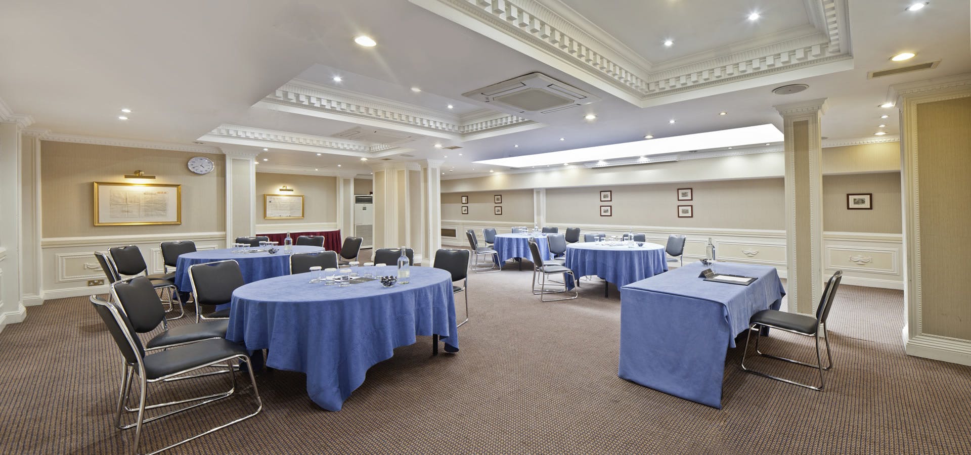 Portland Suite at Fitzrovia Hotel: versatile meeting space for workshops and presentations.