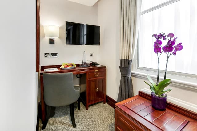 Fitzrovia Hotel