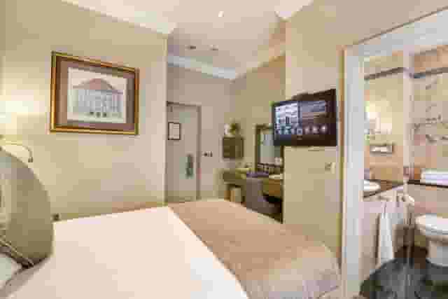 Langham Court Hotel