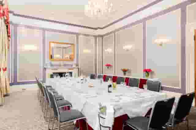 Gem Strathmore Hotel