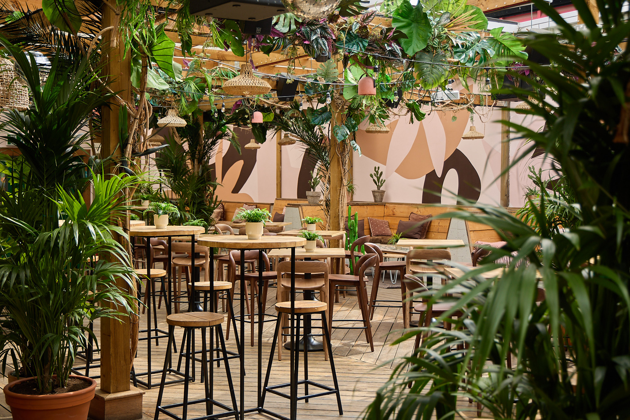 Pergola Brixton - image 1