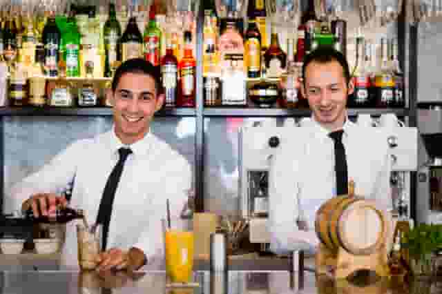 TOZI Restaurant & Bar