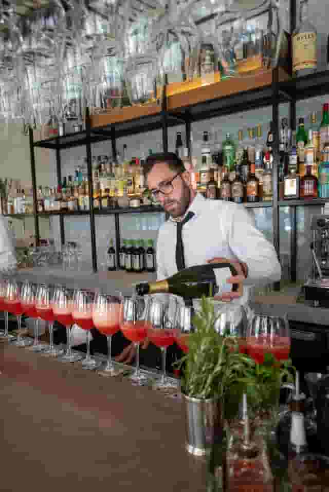 TOZI Restaurant & Bar