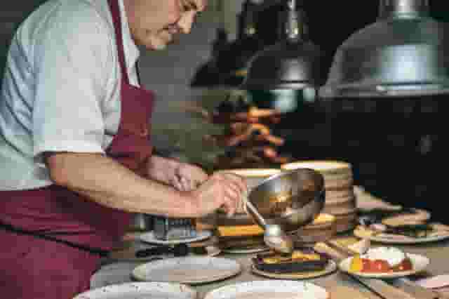 TOZI Restaurant & Bar