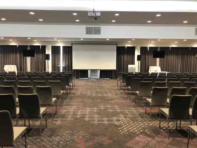 Lansdown Suite 