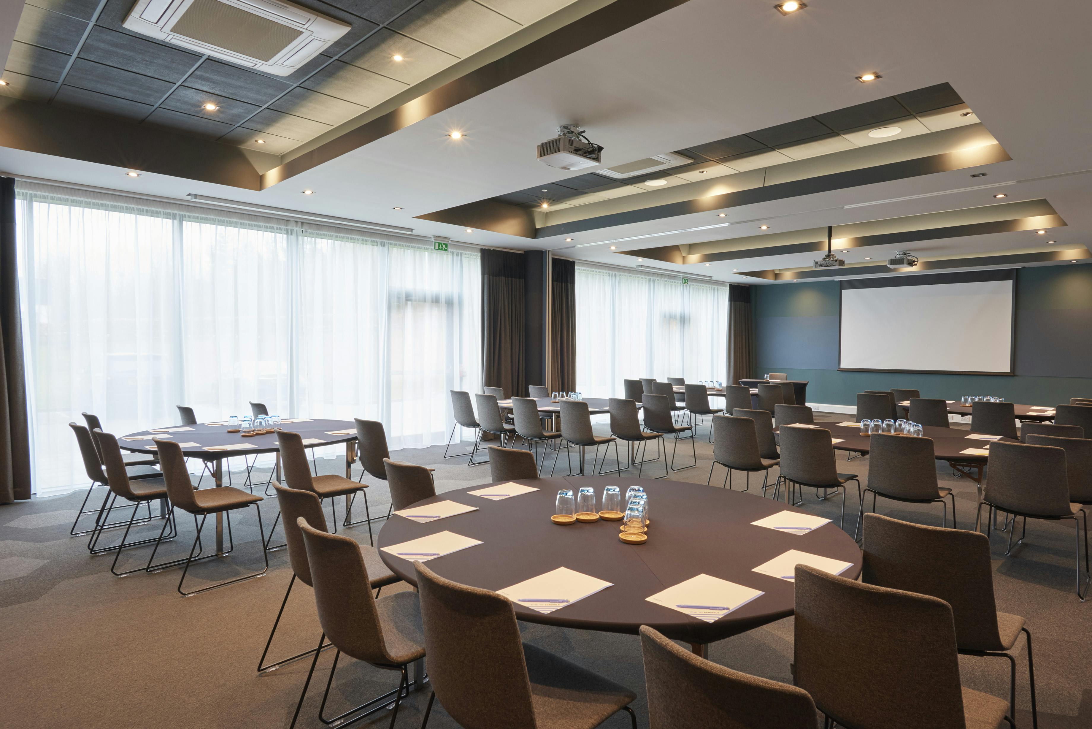 Hermiston Suite at Novotel Edinburgh Park, bright meeting room for workshops and events.