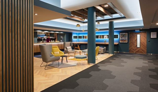 Modern lobby of Hermiston Suite, Novotel Edinburgh Park for networking events.