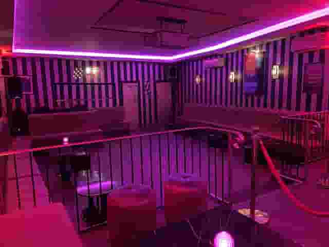 Parlay E18 Bar & Grill