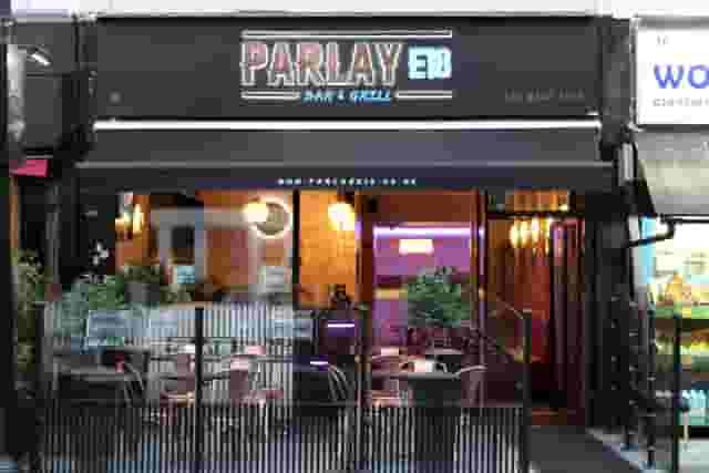 Parlay E18 Bar & Grill