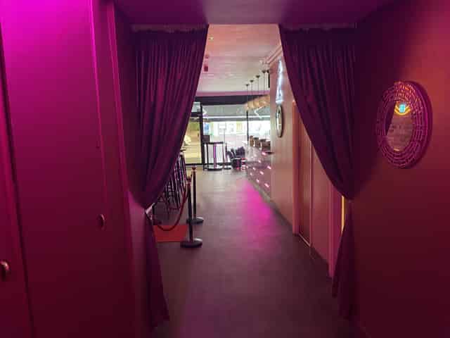 Parlay E18 Bar & Grill