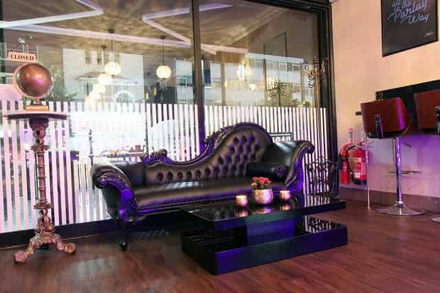 Parlay E18 Bar & Grill