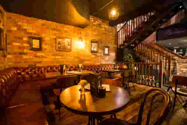 Gin Snug
