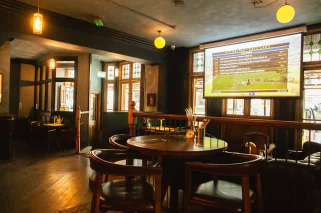 Newhall Street Tavern