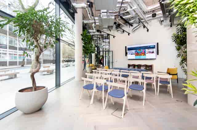 Modern event space in FORA-Southwark with natural light, ideal for workshops and presentations.