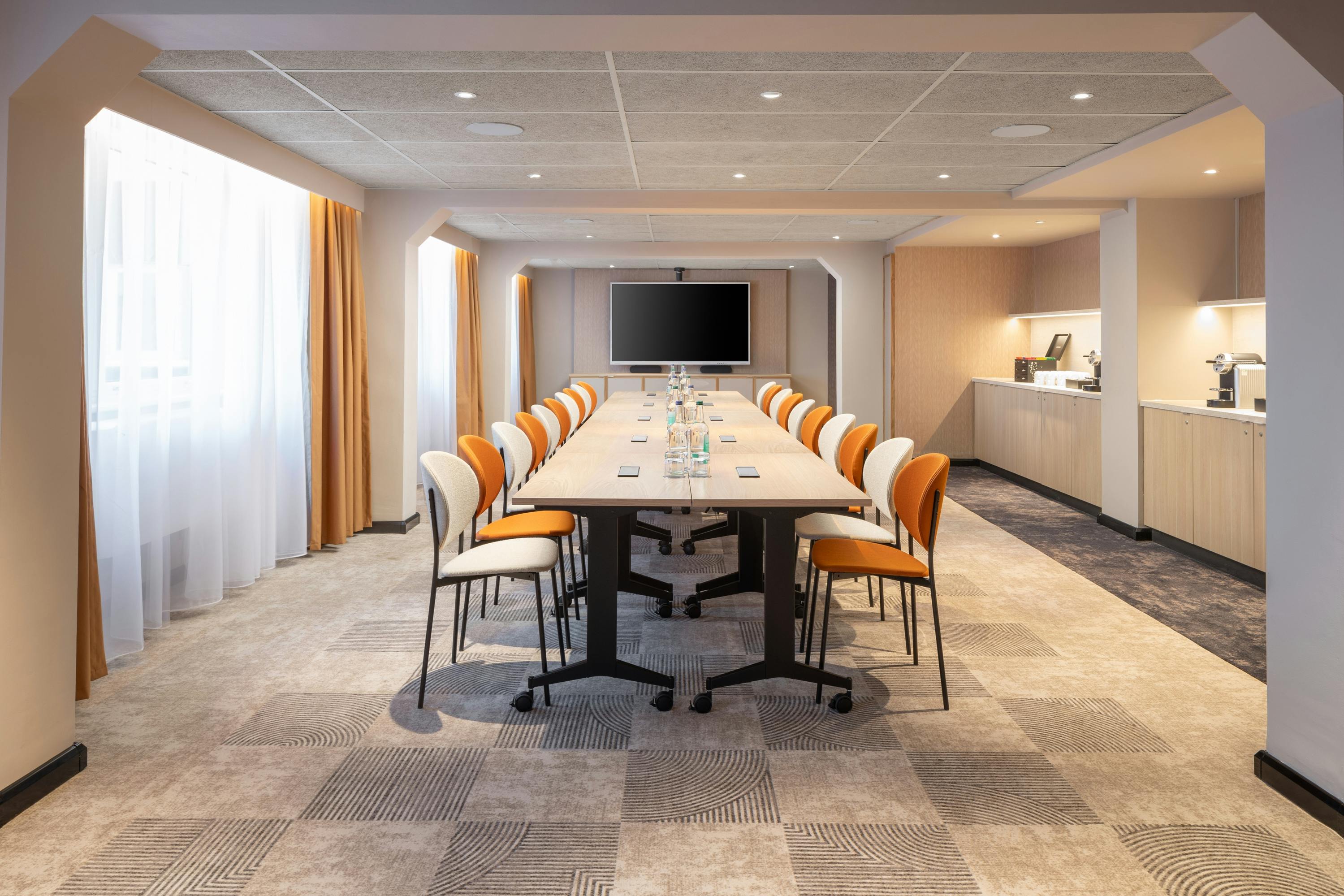 Mercure London Earls Court Hotel - Hyde Park image 1