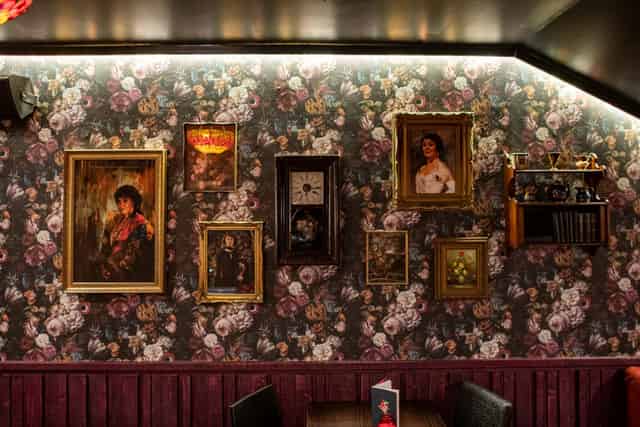 Polly's Parlour